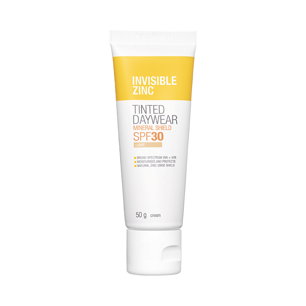 INVISIBLE ZINC TINTED DAYWEAR Mineral Shield SPF 30 Light 50g